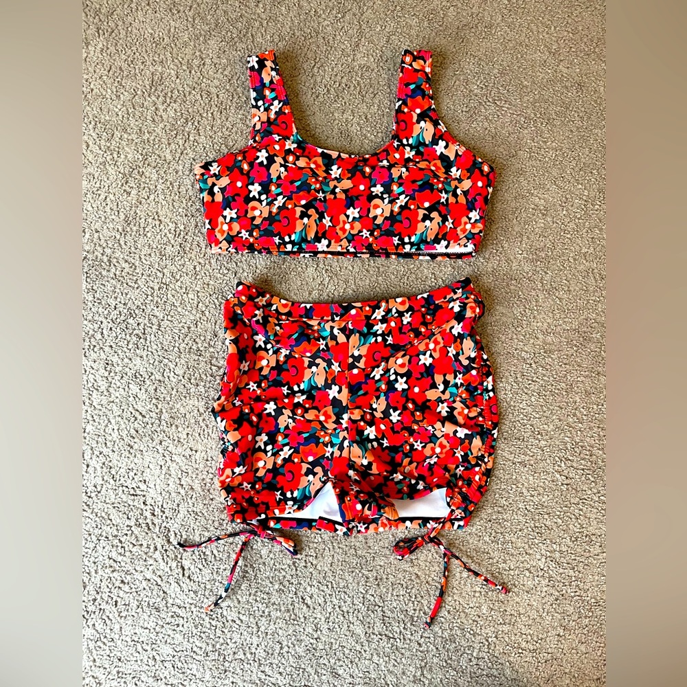 Floral Print Bikini Set - Picture 2 of 9